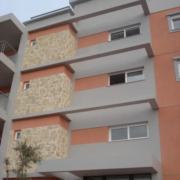 ΠΟΛΥΚΑΤΟΙΚΙΑ_ΓΛΥΚΑ ΝΕΡΑ